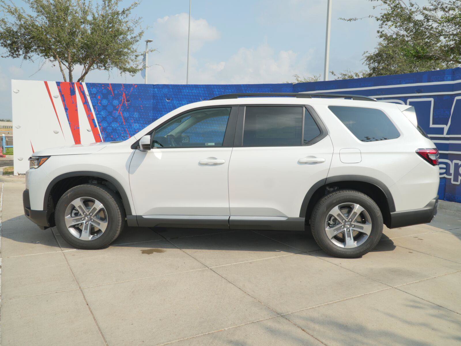 New 2026 Honda Pilot EX-L image 10