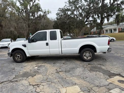 Used 2010 Ford F250 Lariat image 7