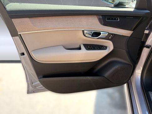 New 2026 Volvo XC90 B6 Plus w/ Protection Package image 22