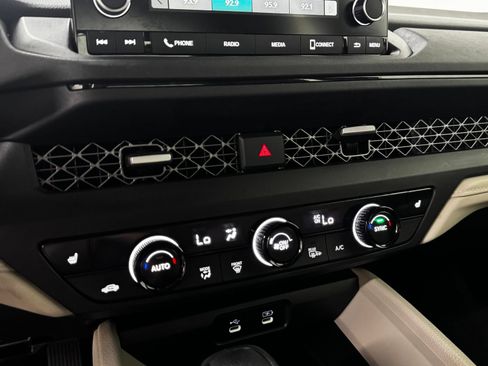 Used 2024 Honda Accord EX image 17