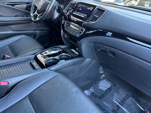 Used 2022 Honda Passport Elite image 18