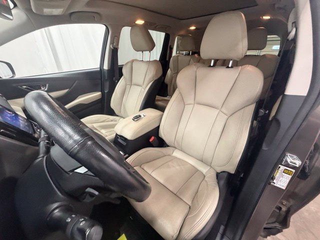 Used 2022 Subaru Ascent Limited w/ Technology Package AWD/4WD image 5