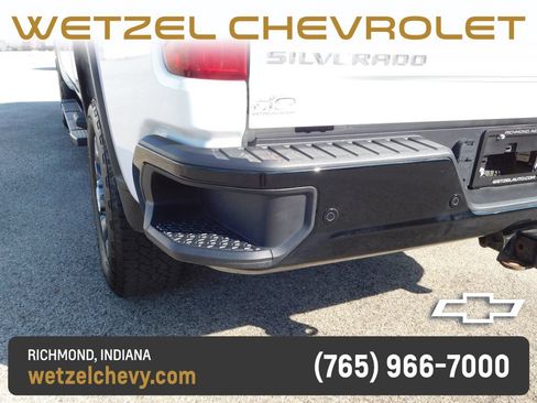 Used 2024 Chevrolet Silverado 2500 Custom w/ Custom Value Package AWD/4WD image 6