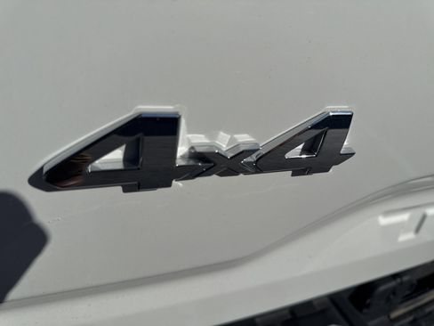 Used 2022 Toyota Tacoma SR image 13