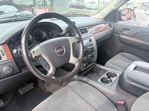 Used 2008 GMC Yukon SLE AWD/4WD image 6