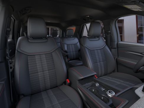 New 2026 Ford Explorer ST-Line w/ ST-Line Street Pack RWD image 10