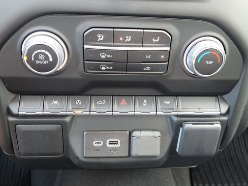 Used 2024 Chevrolet Silverado 1500 Custom RWD image 22