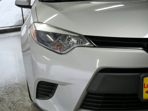 Used 2014 Toyota Corolla L image 16