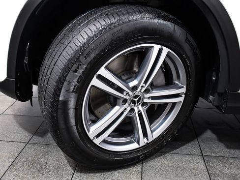 Used 2021 Mercedes-Benz GLC 300 4MATIC image 7