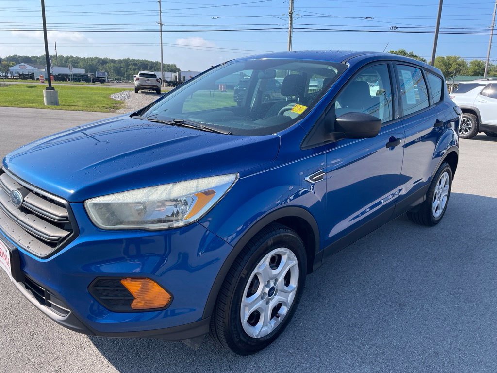 Used 2017 Ford Escape S FWD image 3