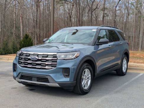 New 2026 Ford Explorer Active image 6