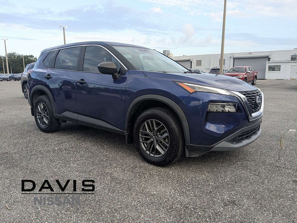 Used 2023 Nissan Rogue S FWD image 2