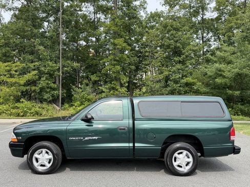 Used 1999 Dodge Dakota Sport RWD image 2