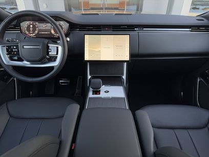 Certified 2025 Land Rover Range Rover SE