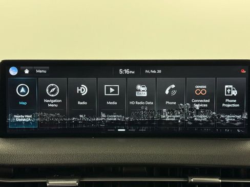 Used 2025 Genesis GV70 2.5T Advanced w/ Advanced Package image 29