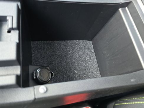 Used 2025 Subaru Outback Onyx Edition image 31