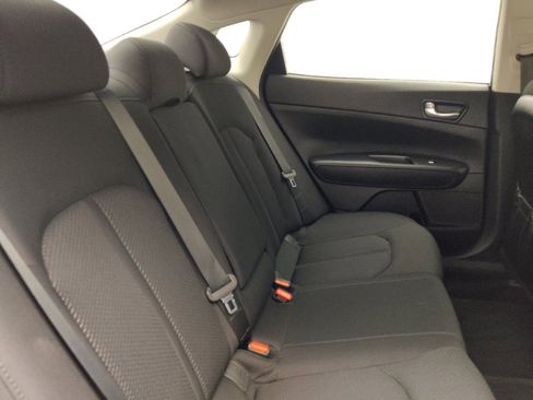 Used 2018 Kia Optima LX FWD image 19