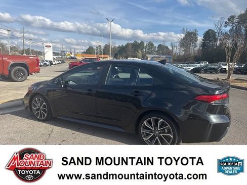 Used 2022 Toyota Corolla XSE image 5