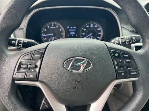 Used 2020 Hyundai Tucson SE image 22