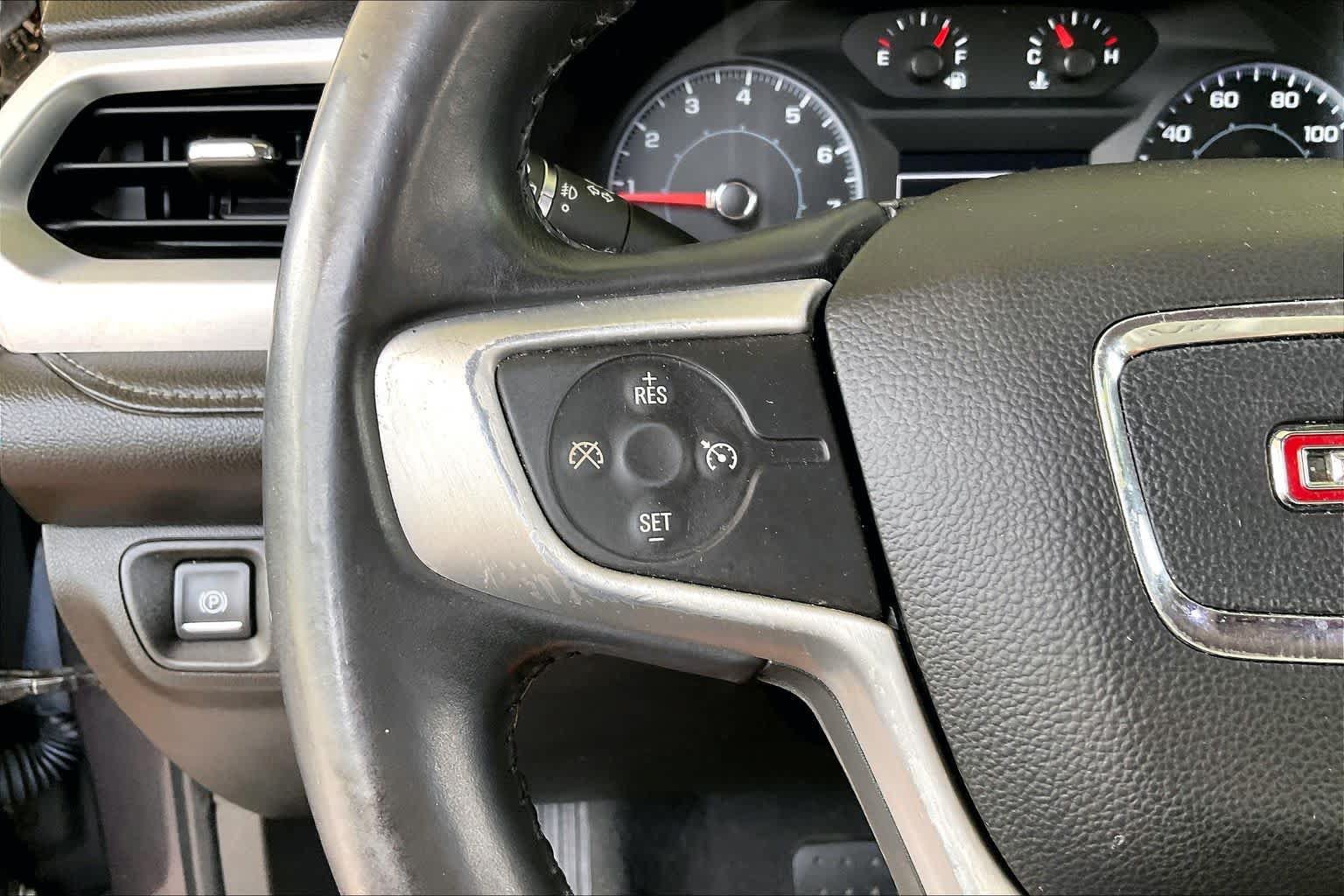 Used 2017 GMC Acadia SLE FWD image 21
