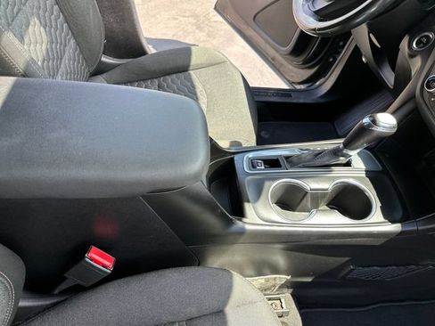Used 2019 Chevrolet Equinox LT w/ Sun & Navigation Package FWD image 28