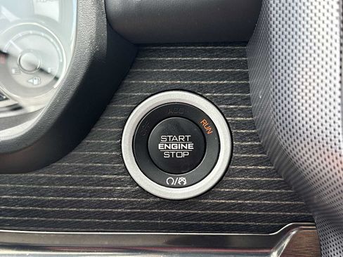 Used 2019 RAM 1500 Limited AWD/4WD image 17