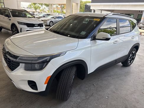 Certified 2025 Kia Seltos S FWD image 1