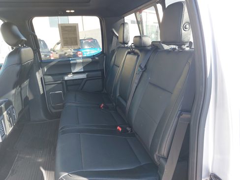 Used 2015 Ford F150 Lariat image 15