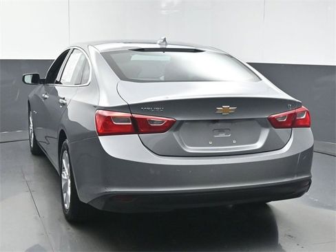 Used 2023 Chevrolet Malibu LT image 6