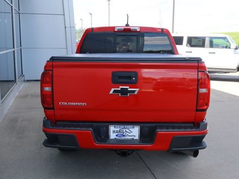 Used 2017 Chevrolet Colorado Z71 AWD/4WD image 4