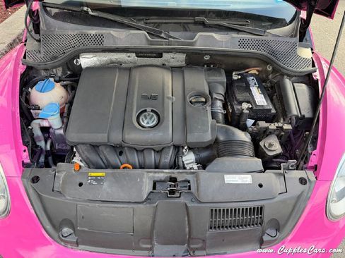 Used 2013 Volkswagen Beetle 2.5 image 16