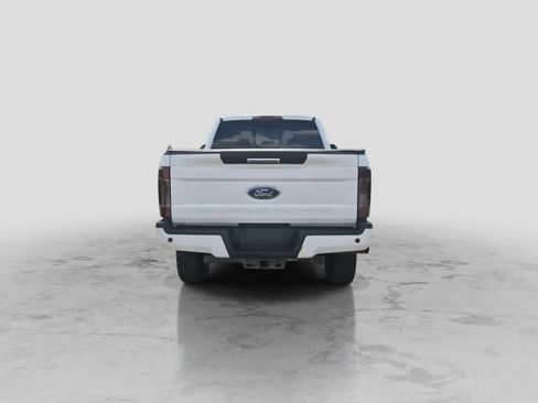 Used 2019 Ford F250 Lariat w/ Lariat Value Package AWD/4WD image 7