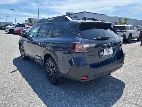 Certified 2024 Subaru Outback Onyx Edition AWD/4WD image 19