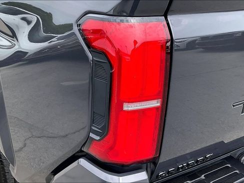 Used 2025 Toyota Tacoma SR5 RWD image 39