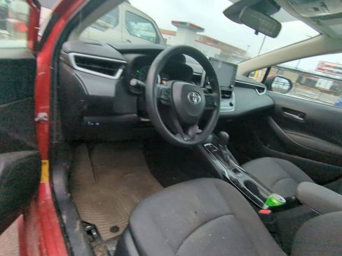 Used 2020 Toyota Corolla LE image 7