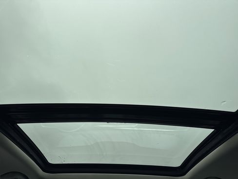 Used 2019 Buick Envision Essence image 28