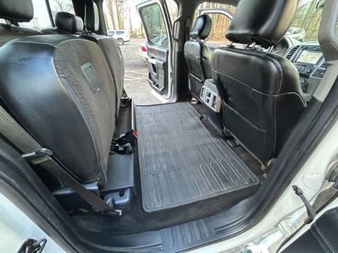 Used 2015 Ford F150 Lariat image 30