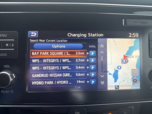 Used 2019 Nissan Leaf SV w/ SV Technology Package image 41