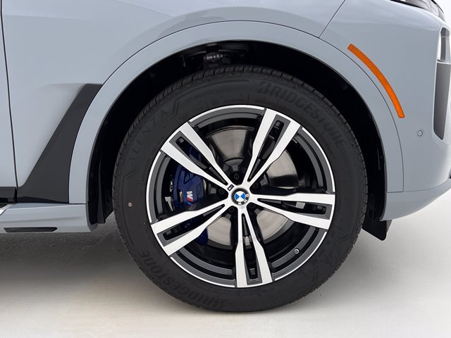Certified 2027 BMW X7 xDrive40i w/ M Sport Package AWD/4WD image 31