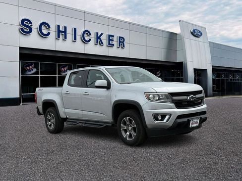 Used 2018 Chevrolet Colorado Z71 AWD/4WD image 1