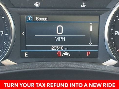 Used 2024 GMC Terrain SLE image 21