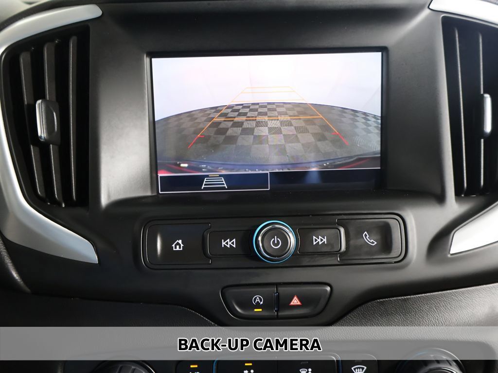 Used 2024 GMC Terrain SLE FWD image 5