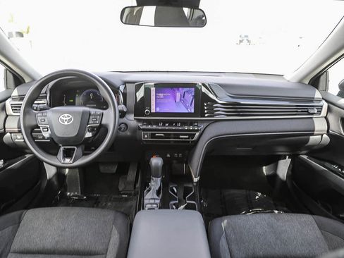 Used 2025 Toyota Camry LE FWD image 12