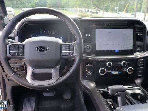 Used 2025 Ford F150 Lariat w/ Equipment Group 502A High AWD/4WD image 19
