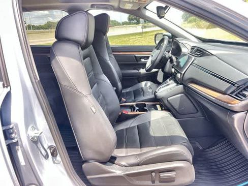 Used 2022 Honda CR-V Touring image 12