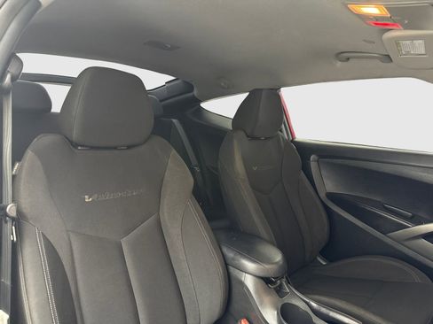 Used 2016 Hyundai Veloster FWD image 35