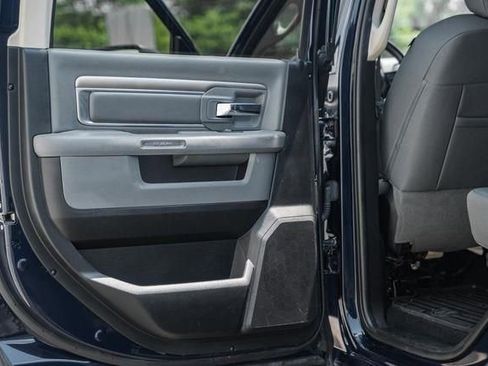 Used 2017 RAM 2500 Big Horn image 36