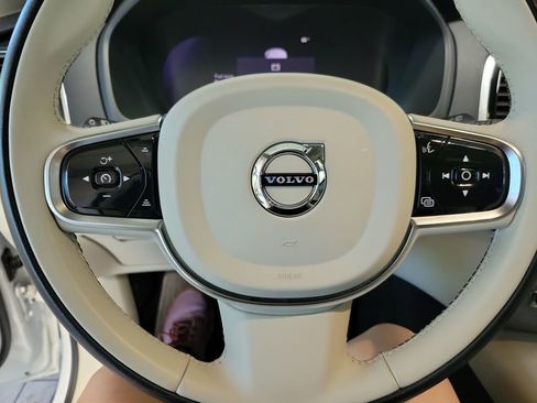 Used 2024 Volvo XC90 B6 Plus image 70