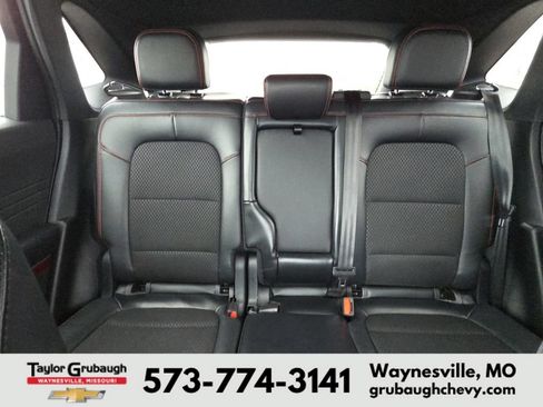 Used 2025 Ford Escape ST-Line Select AWD/4WD image 25
