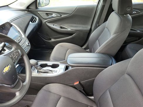 Used 2024 Chevrolet Malibu LT image 21